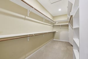 Eagle Feather Dr-S2506-042.jpg