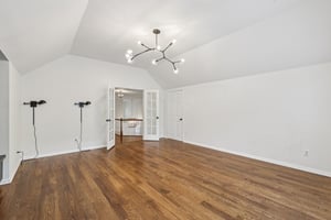 Eagle Feather Dr-S2506-047.jpg