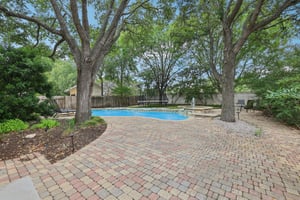 Eagle Feather Dr-S2506-058.jpg