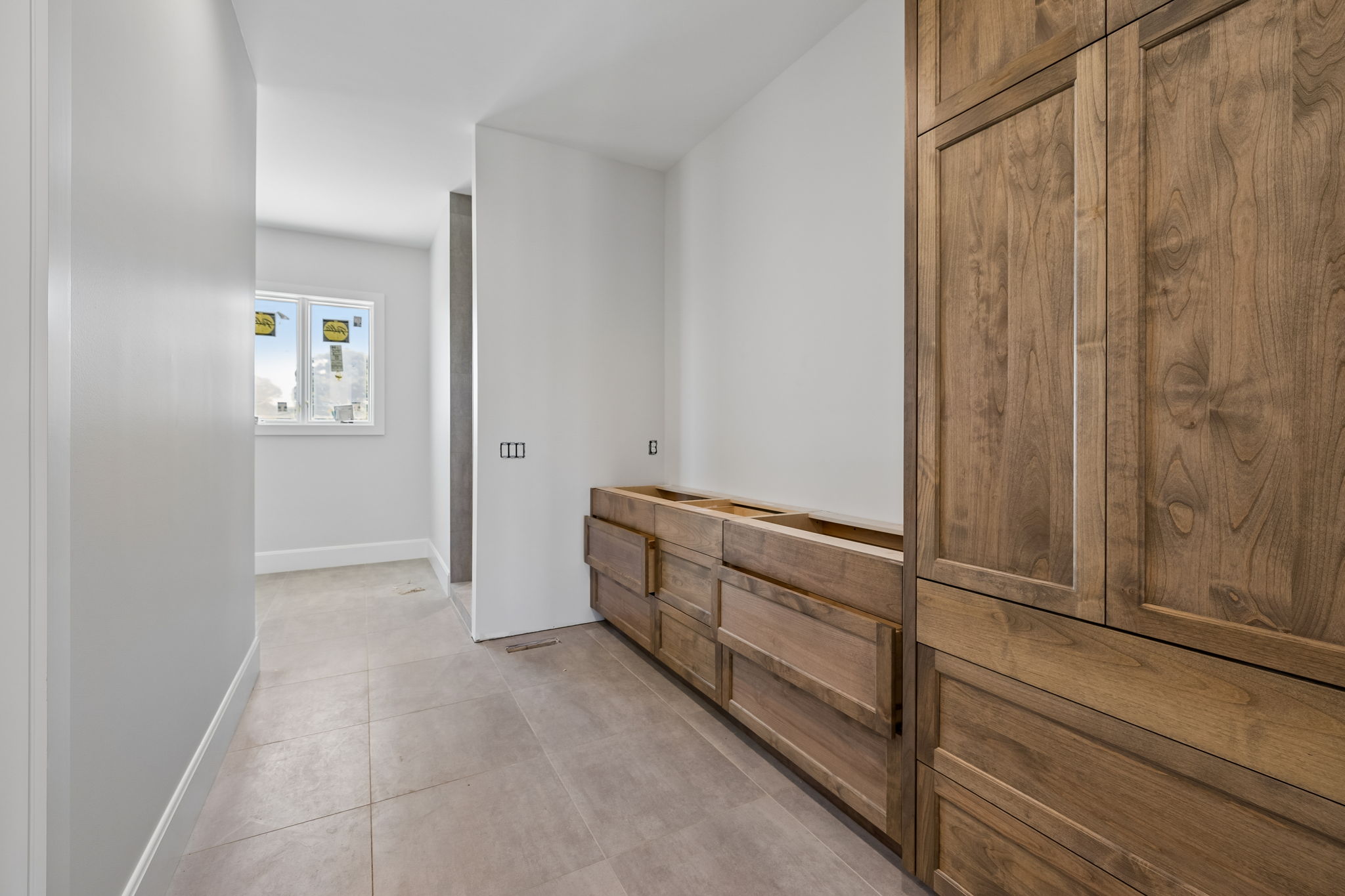  Photo 142