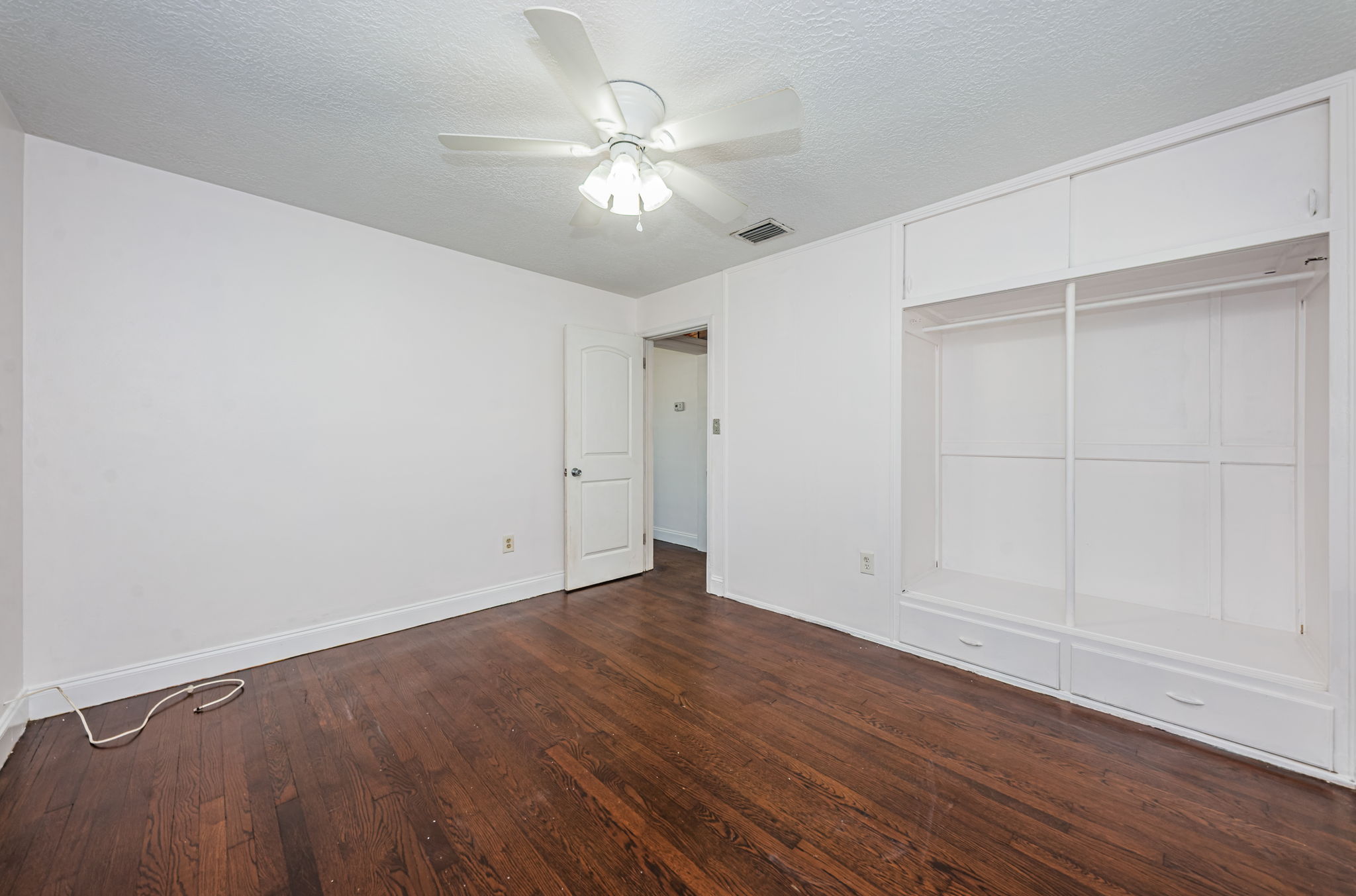 Bedroom1b