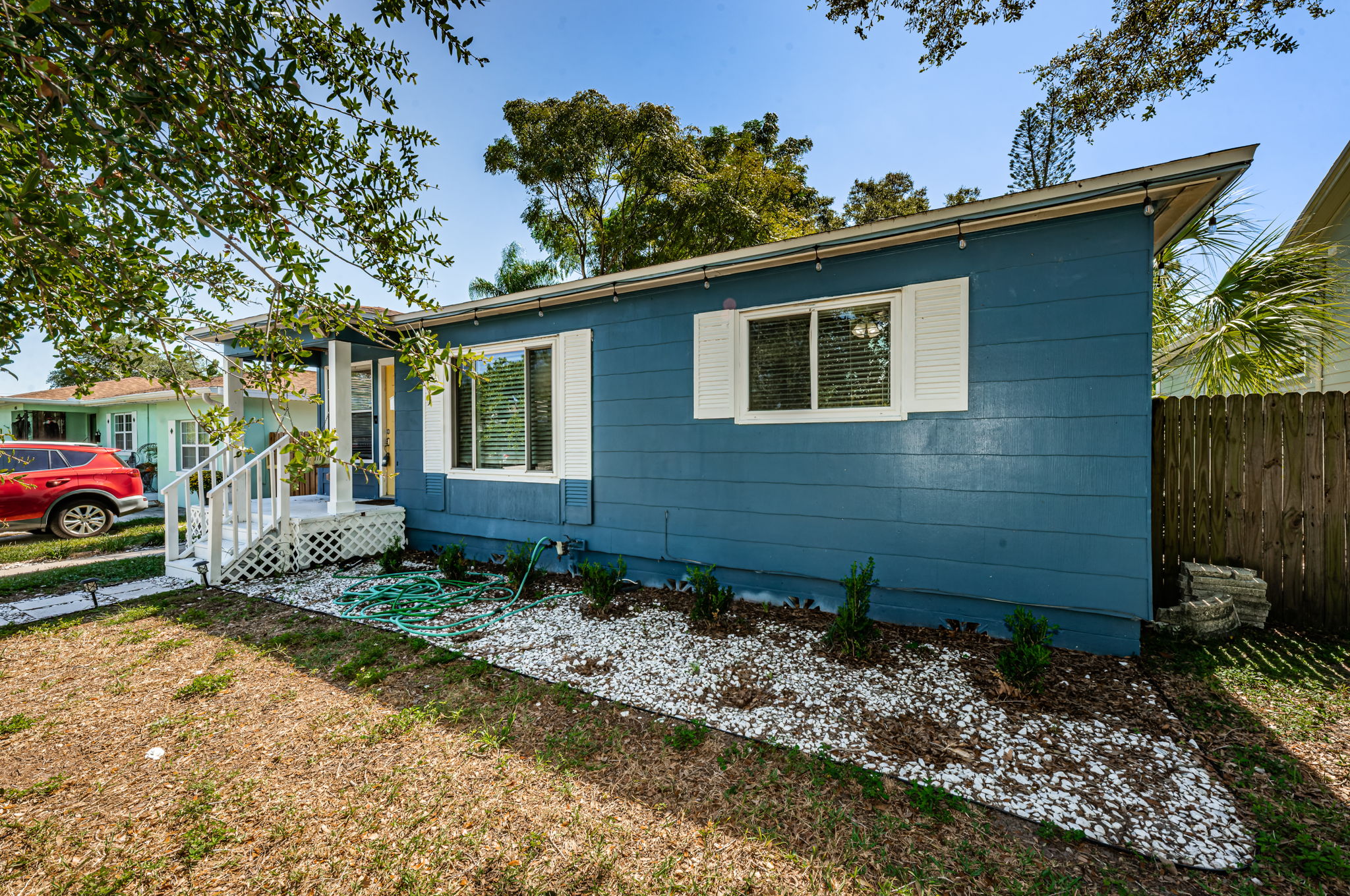 Front Exterior6