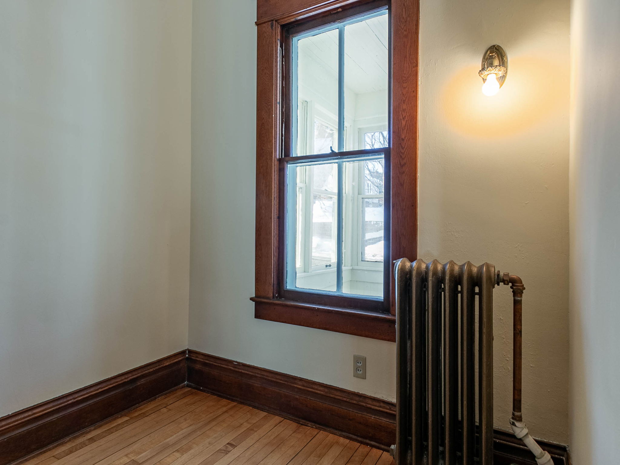 472 Ohio St, St Paul, MN 55107, USA Photo 8