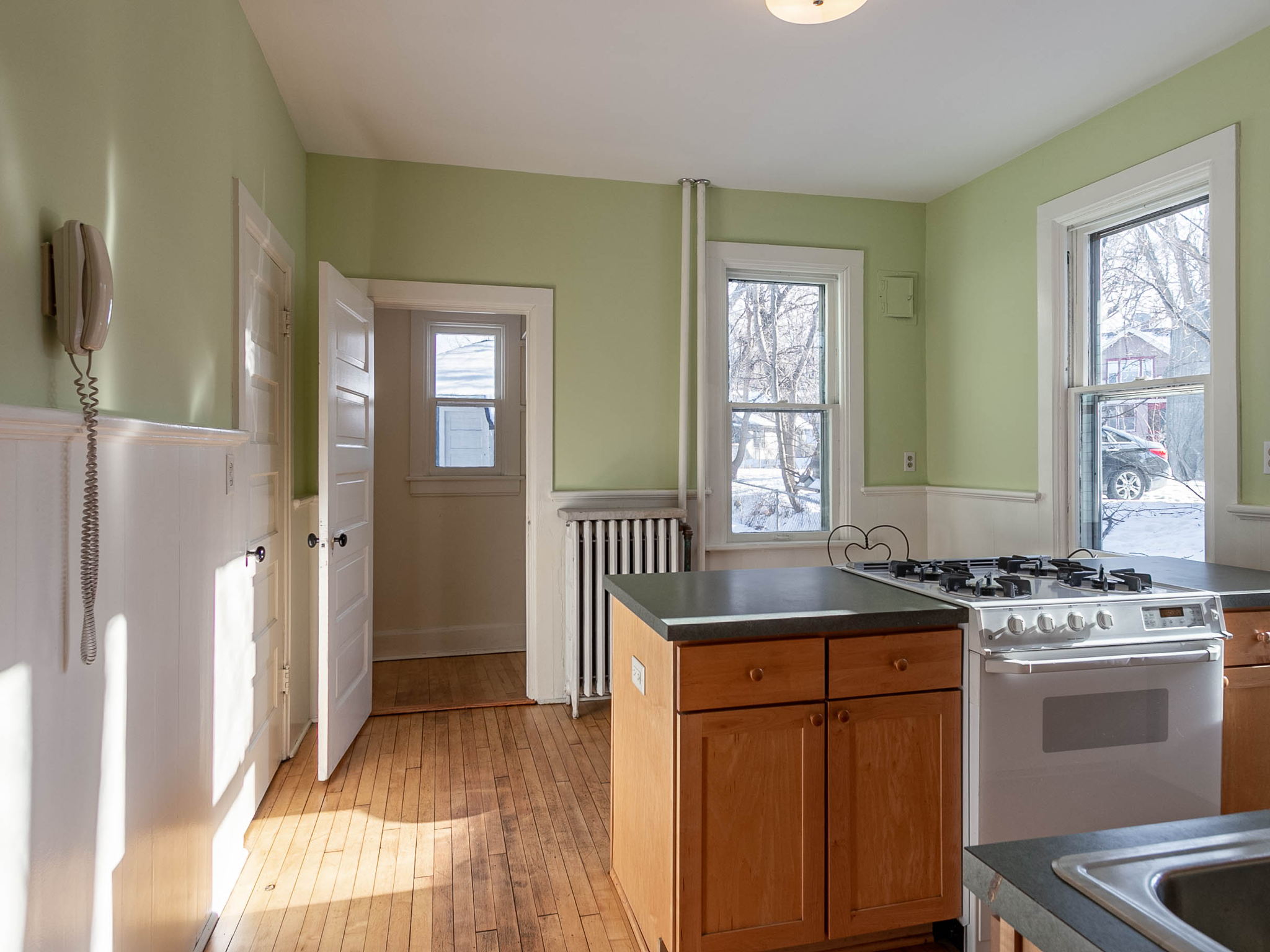 472 Ohio St, St Paul, MN 55107, USA Photo 14