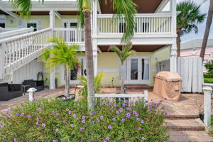 Exteriors (11)