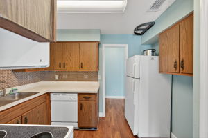 Interiors (20)