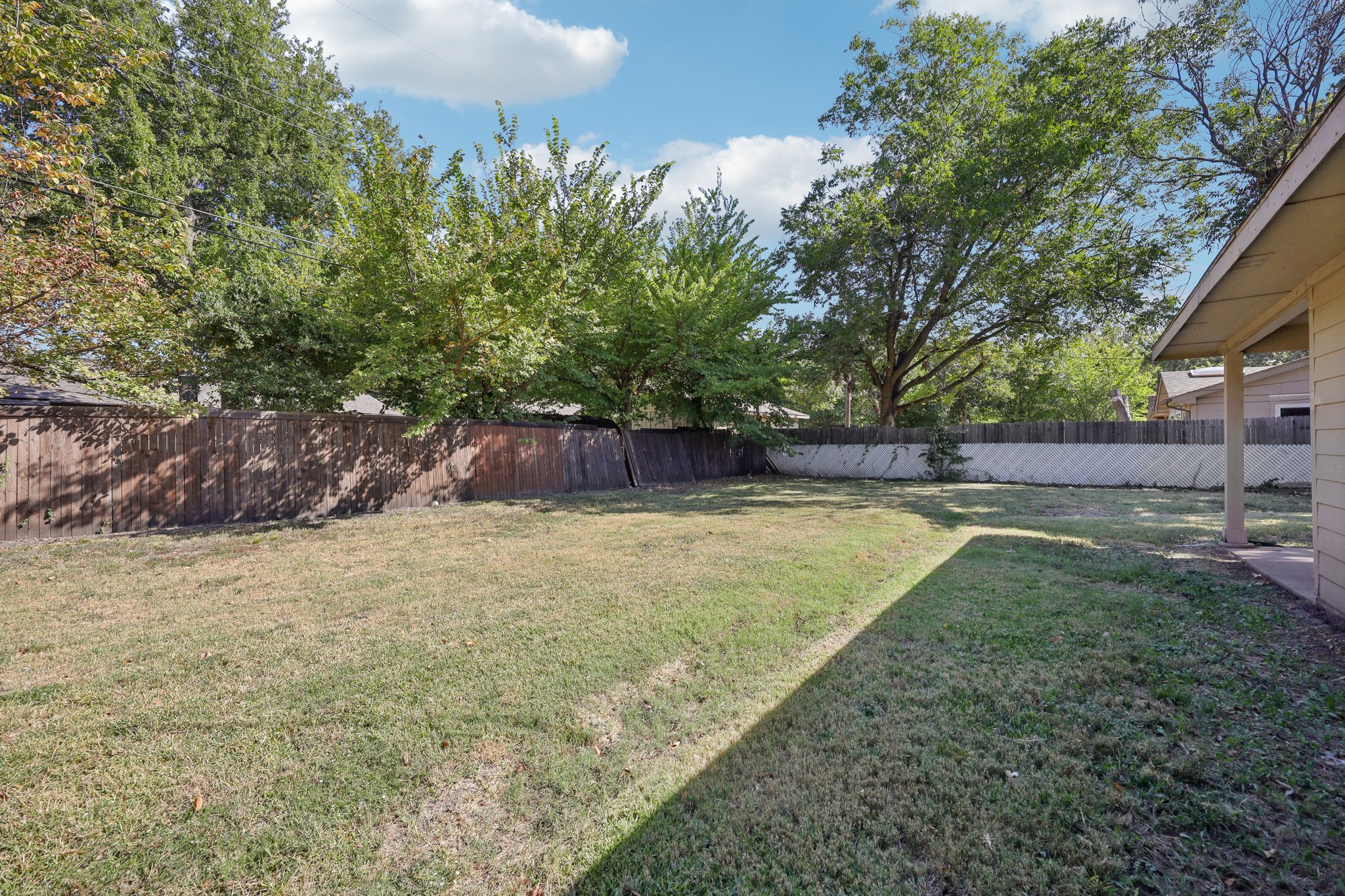 South Dr W-S0810-033.jpg