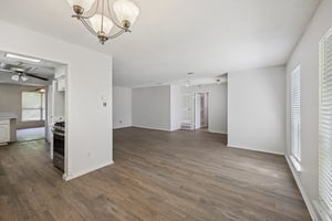 South Dr W-S0810-008.jpg