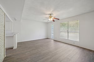 South Dr W-S0810-012.jpg