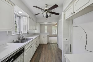 South Dr W-S0810-014.jpg