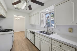 South Dr W-S0810-015.jpg