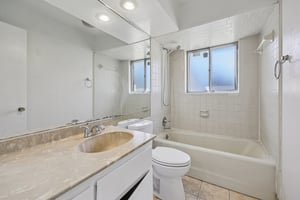 South Dr W-S0810-021.jpg