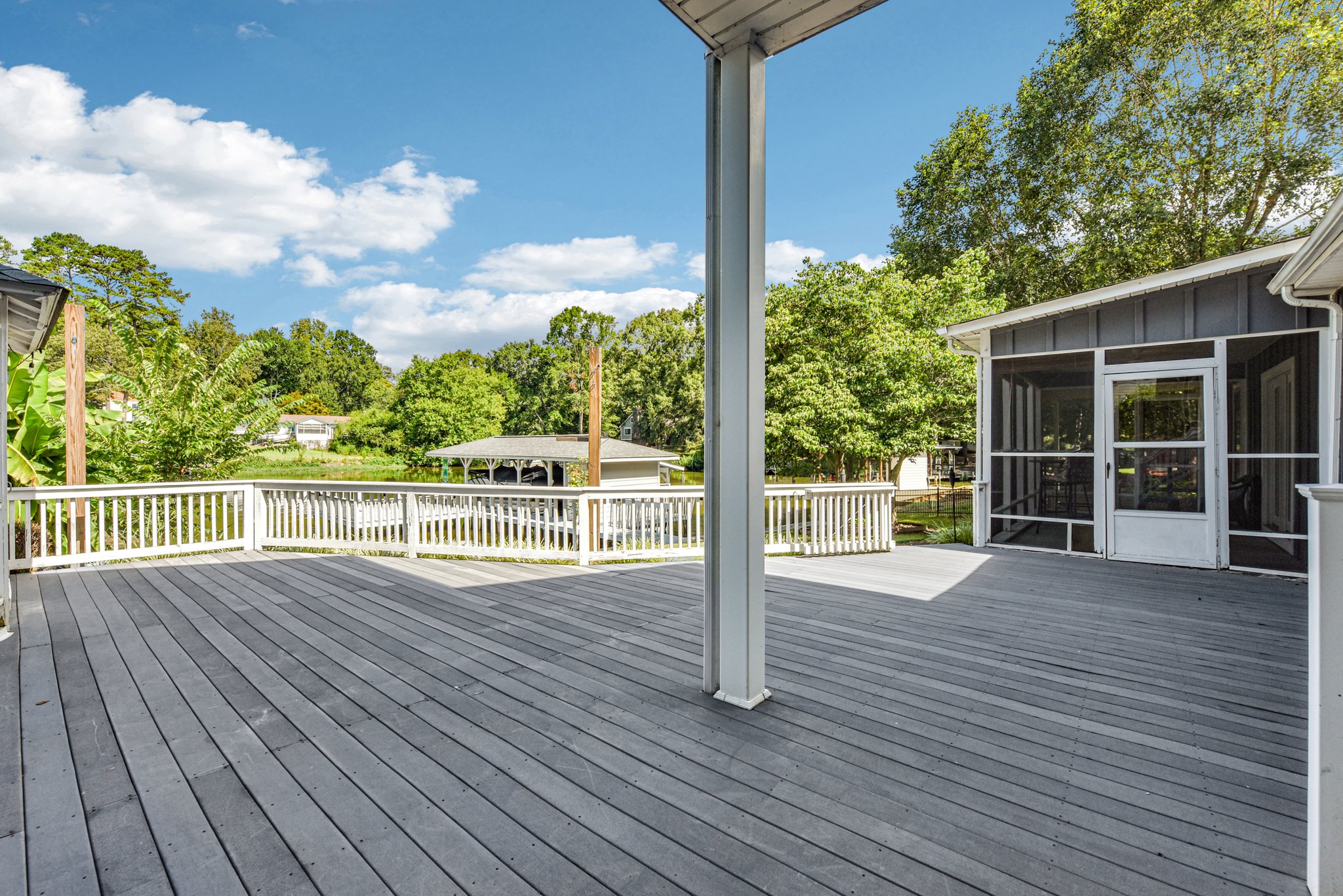 Paradise Ln-S0508-036.jpg