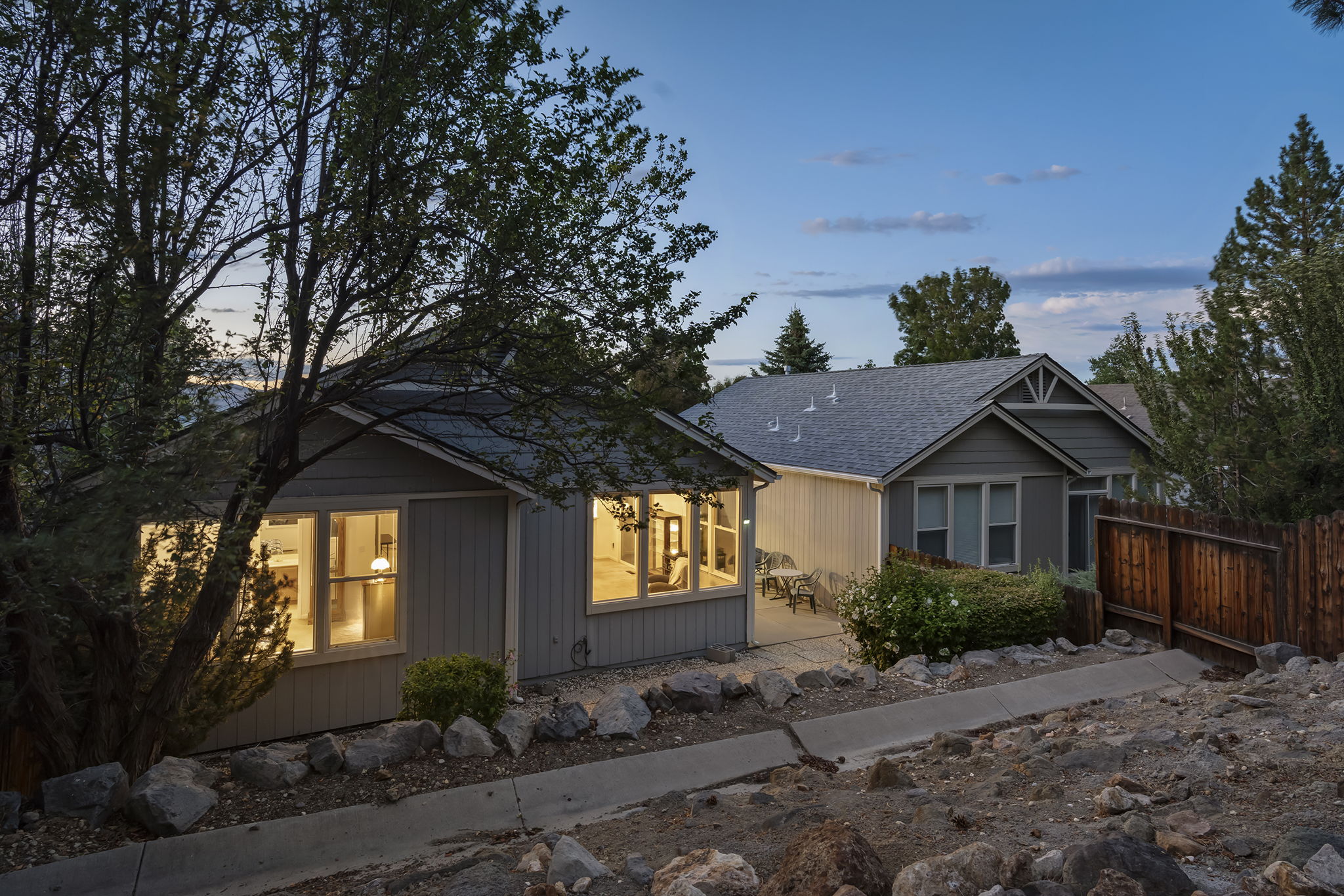  Photo 41