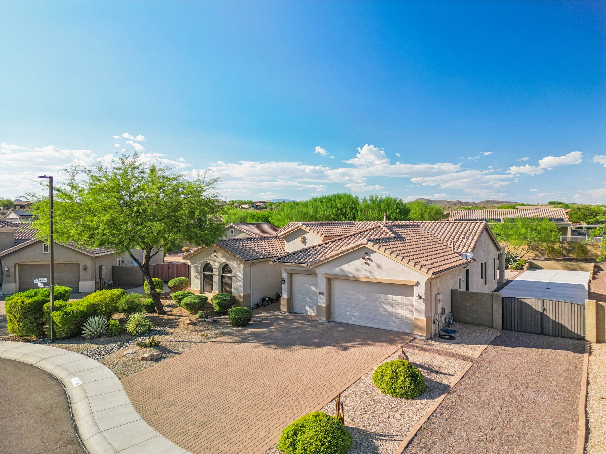 4722 W Silva Dr, New River, AZ 85087 - 003.jpg