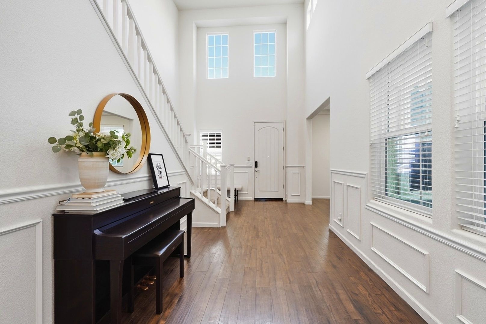 005_F8_4723 Avalon St