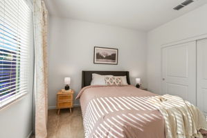 026_F8_4723 Avalon St