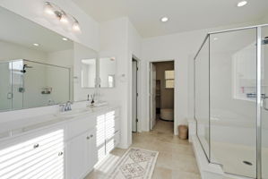 042_F8_4723 Avalon St