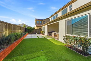 054_F8_4723 Avalon St