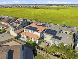 008_F8_AERIAL_4723 Avalon St