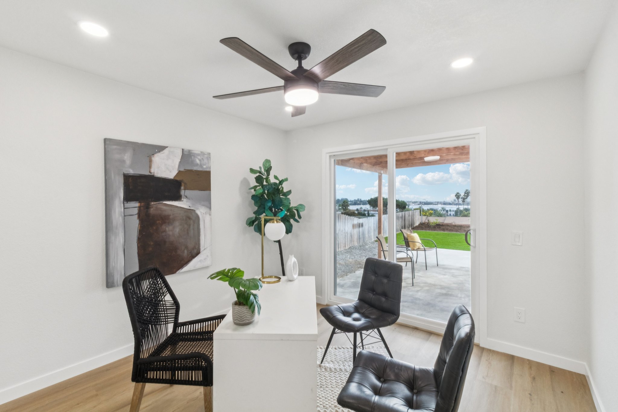 Rim Rock Rd-S2201-016.jpg