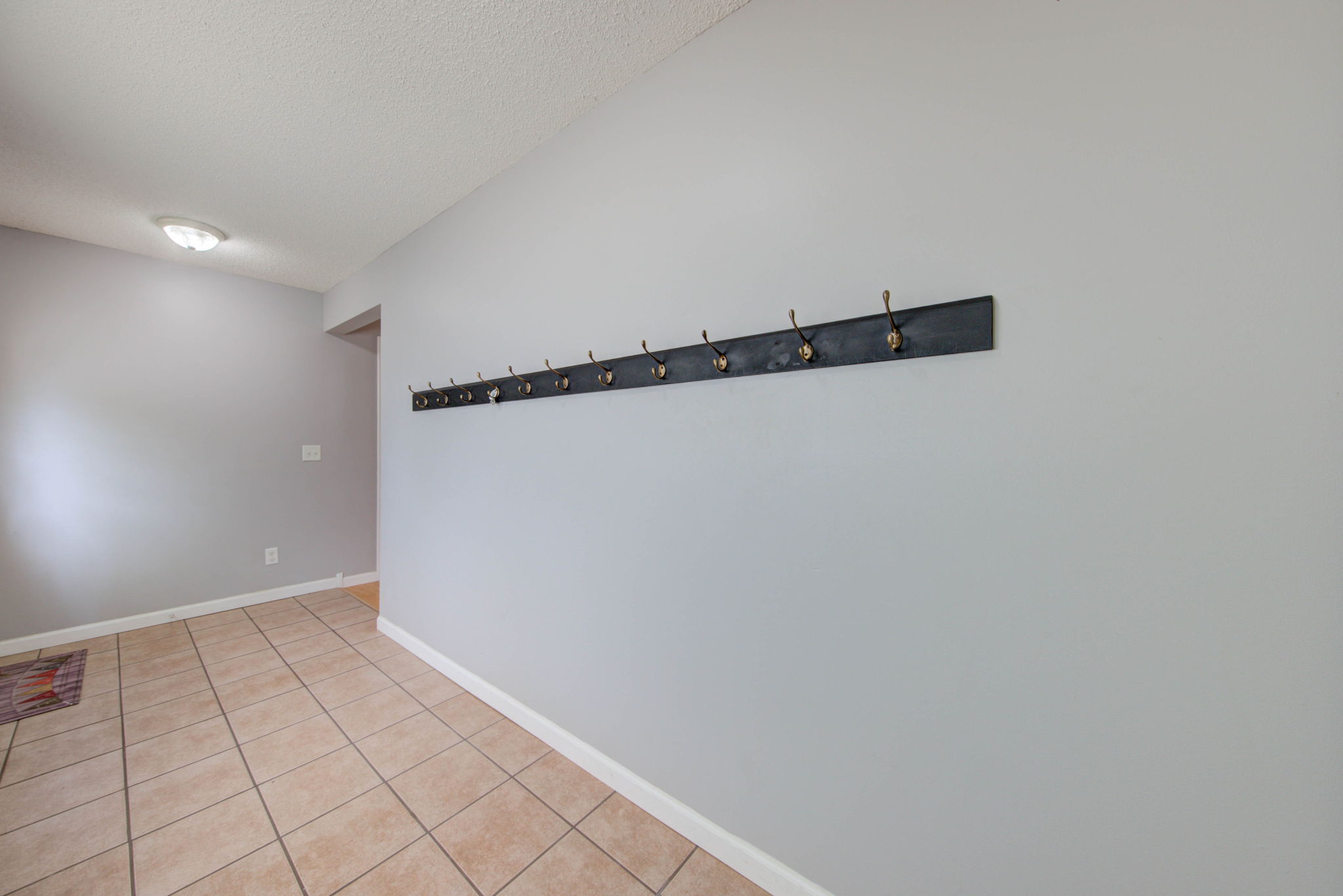 5 Entryway