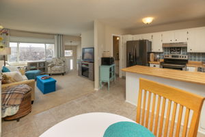 10-Dining Room