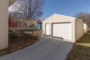 22-Garage