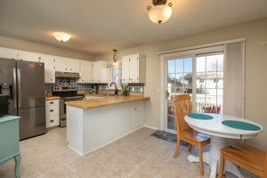 09-Dining Room