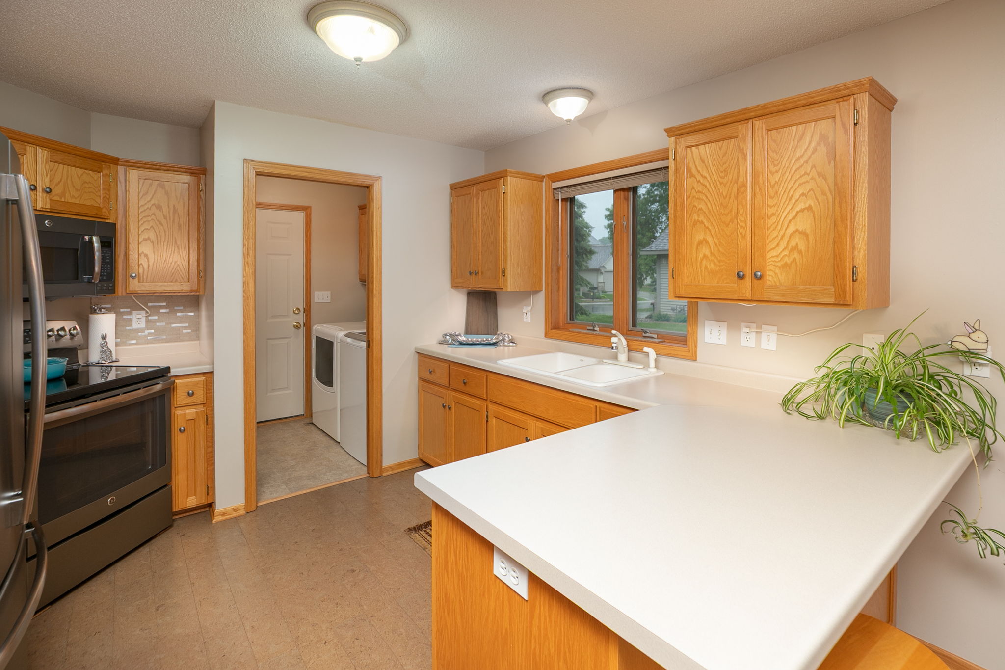 10-Kitchen