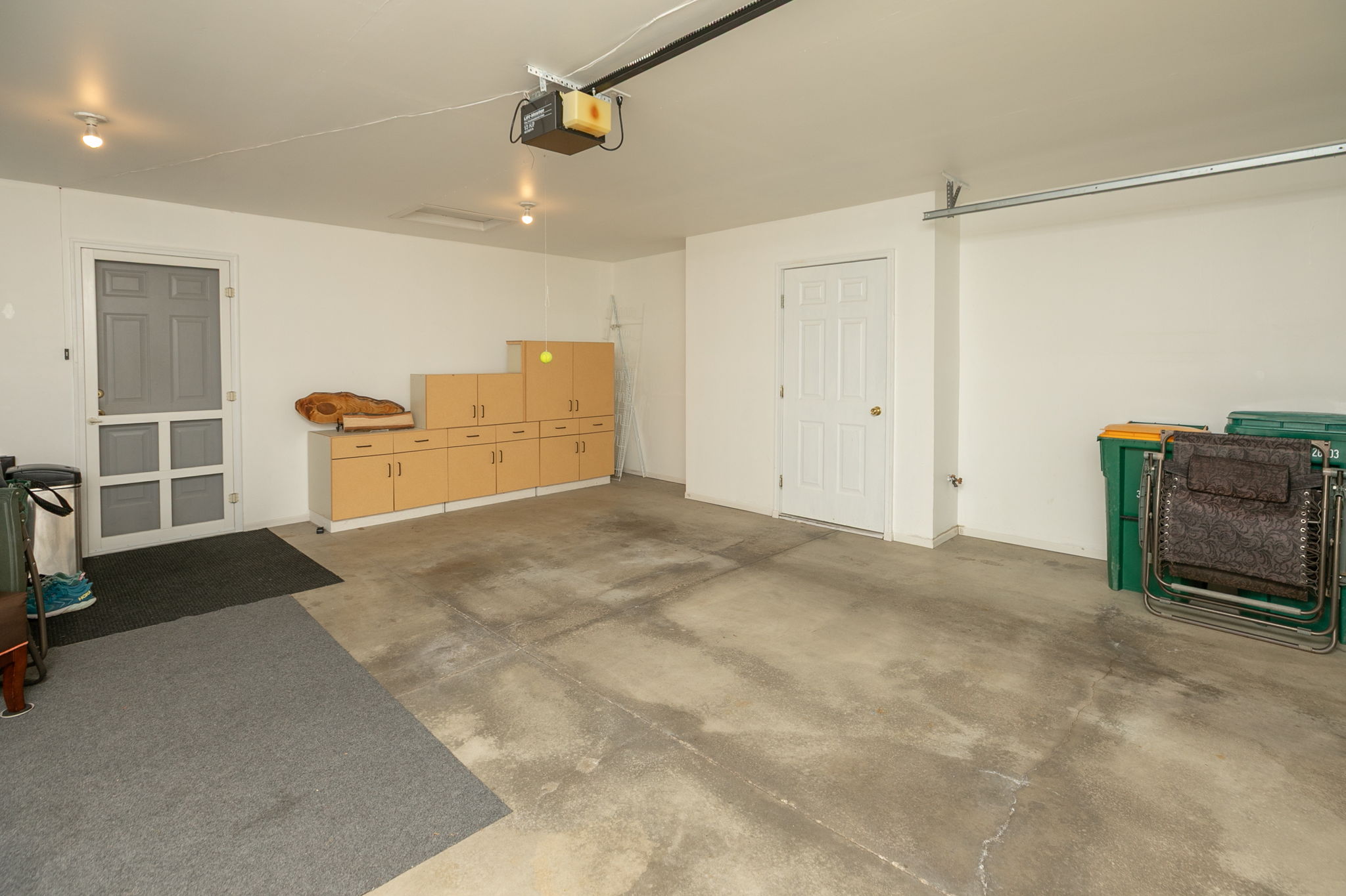18-Garage