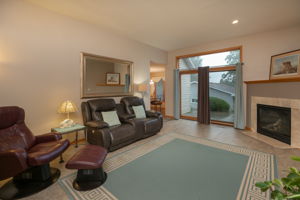 03-Living Room