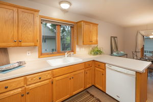 14-Kitchen