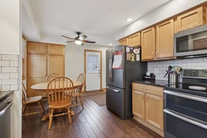Marcie Dr-S0107-009.jpg