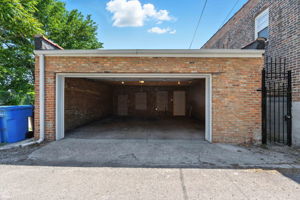 4726 S Indiana Ave - v1_006