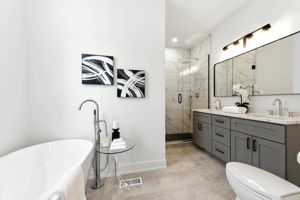 4726 S Indiana Ave - v1_021
