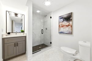 4726 S Indiana Ave - v1_026