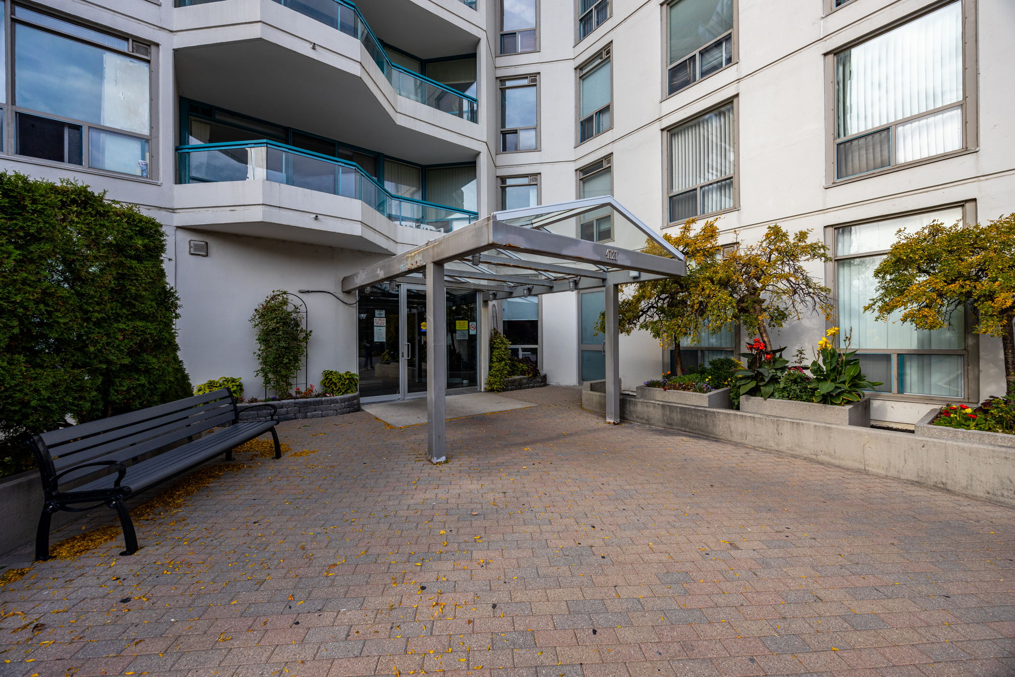Toronto property showcase — delivered property photograph 3