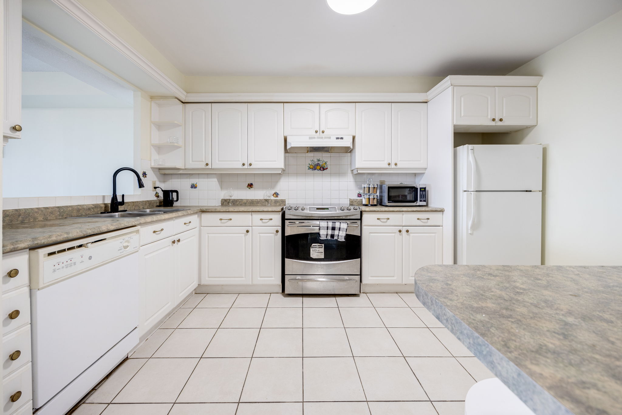Toronto property showcase — delivered property photograph 6