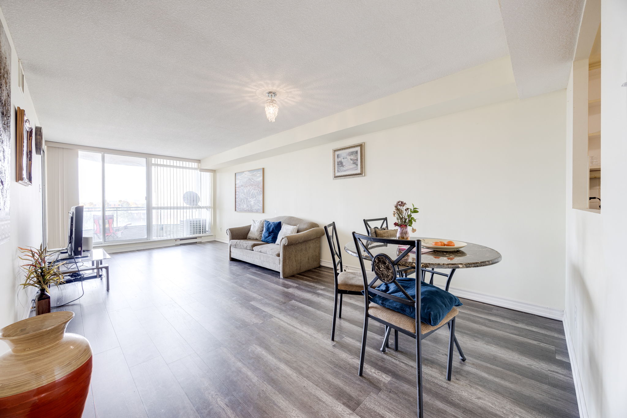 Toronto property showcase — delivered property photograph 10
