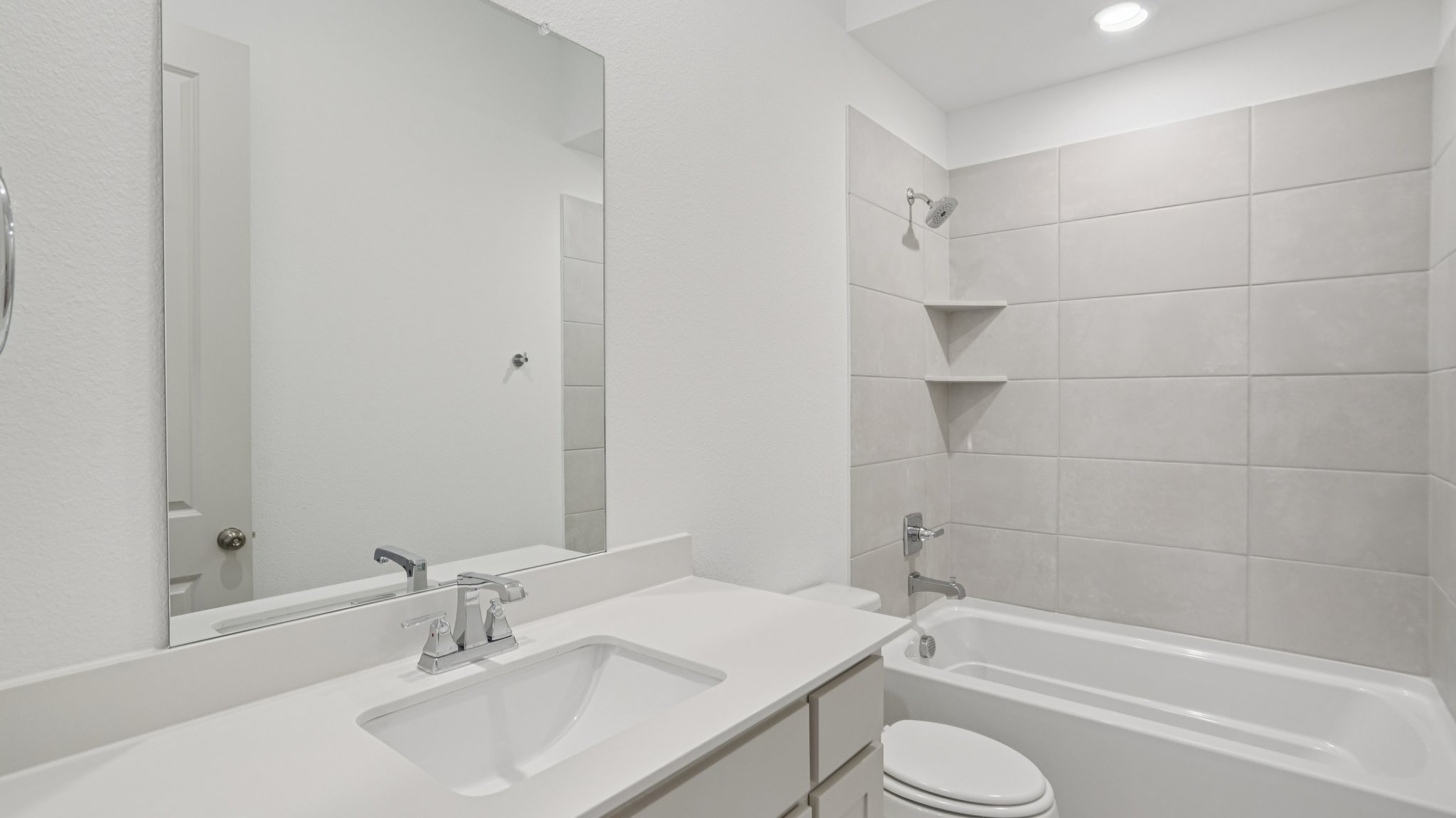 Tippett Dr-S2510-020.jpg