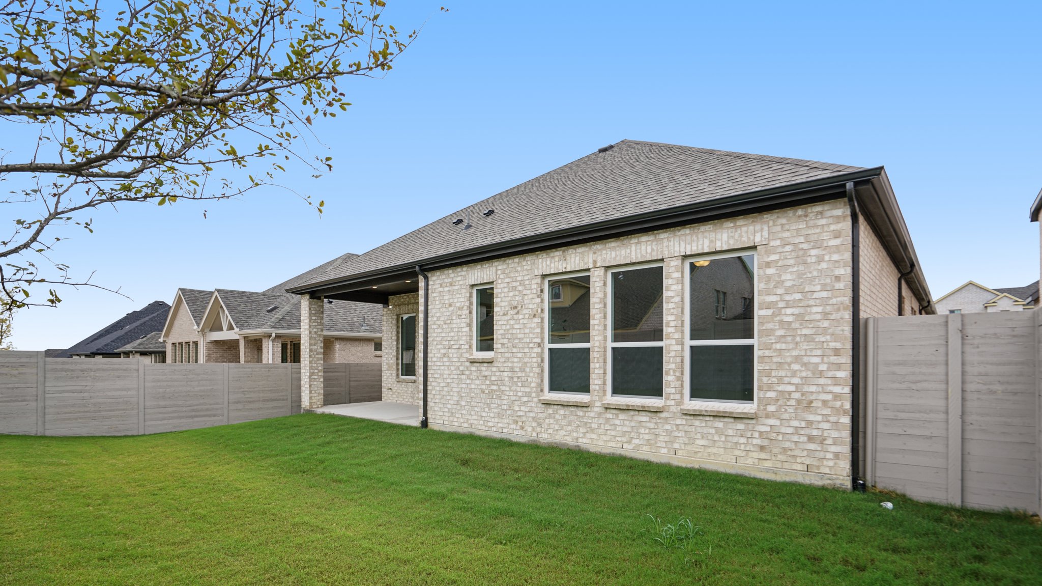 Tippett Dr-S2510-042.jpg