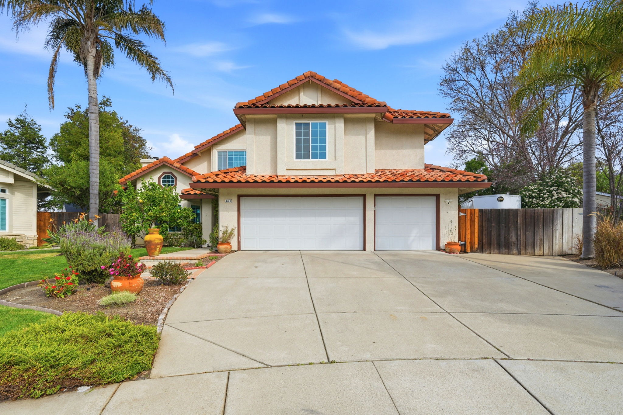 001_F8_4729 Matterhorn Ct