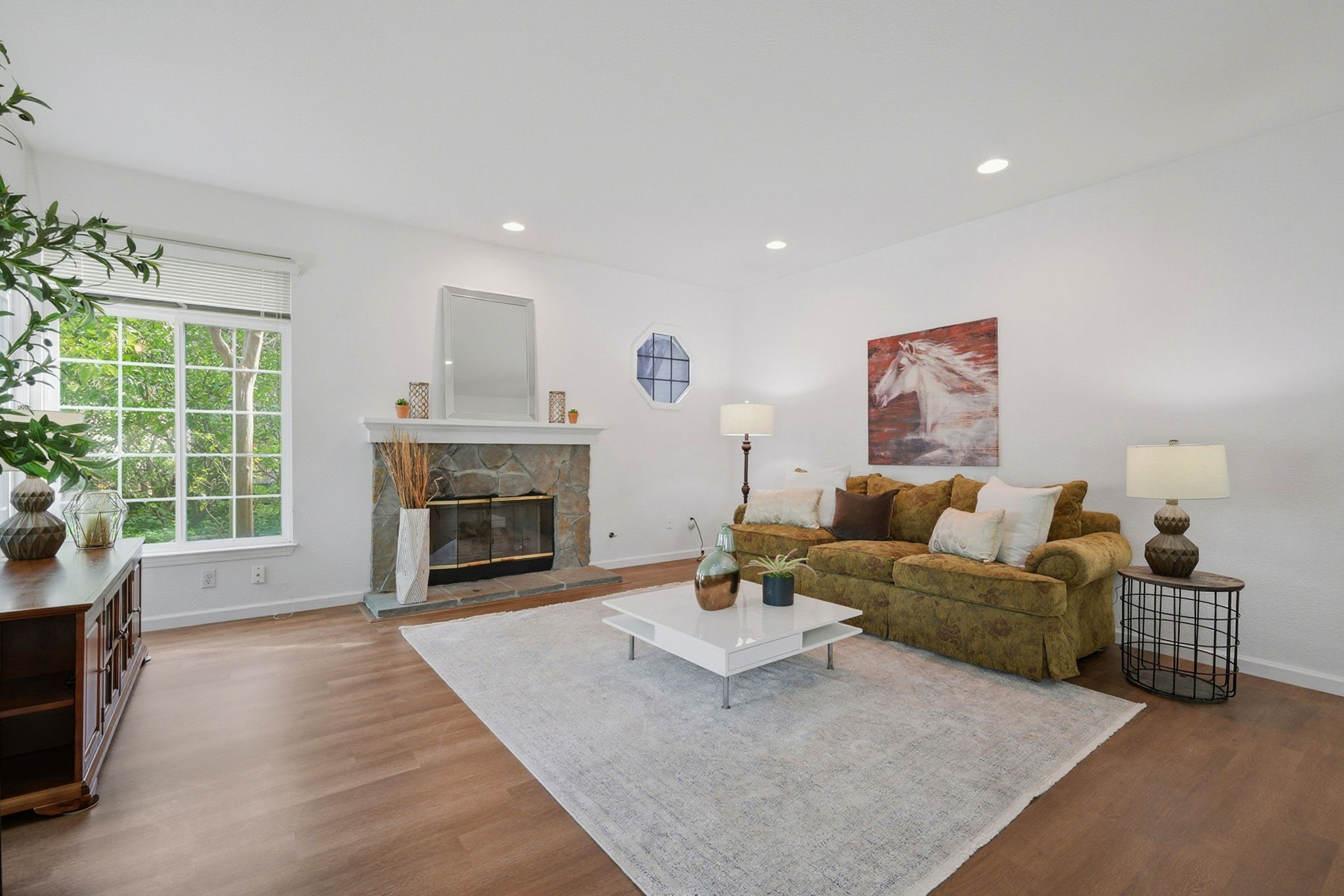 008_F8_4729 Matterhorn Ct