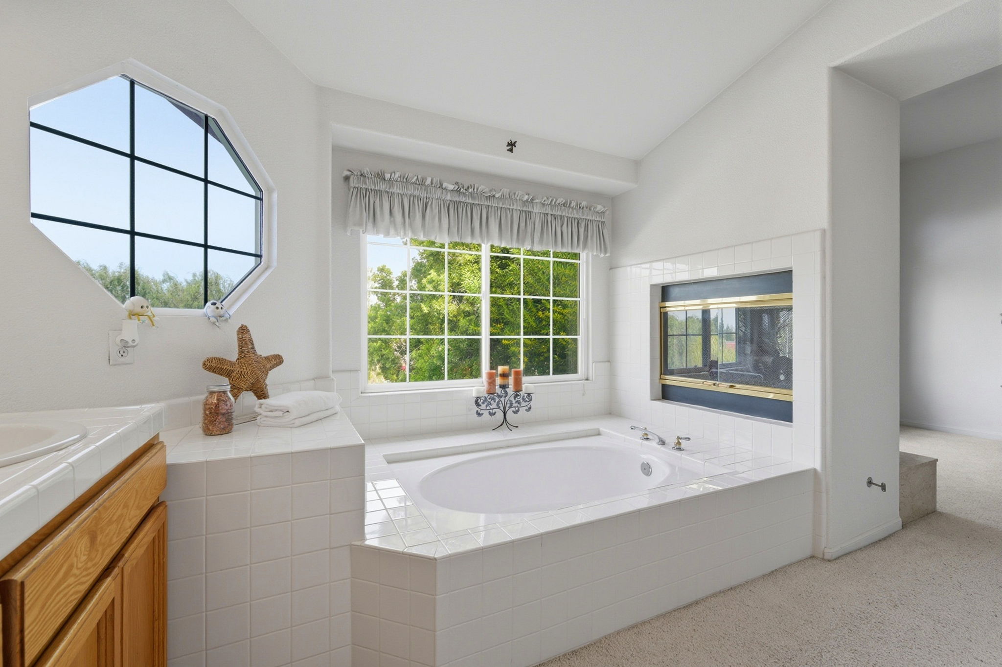 043_F8_4729 Matterhorn Ct