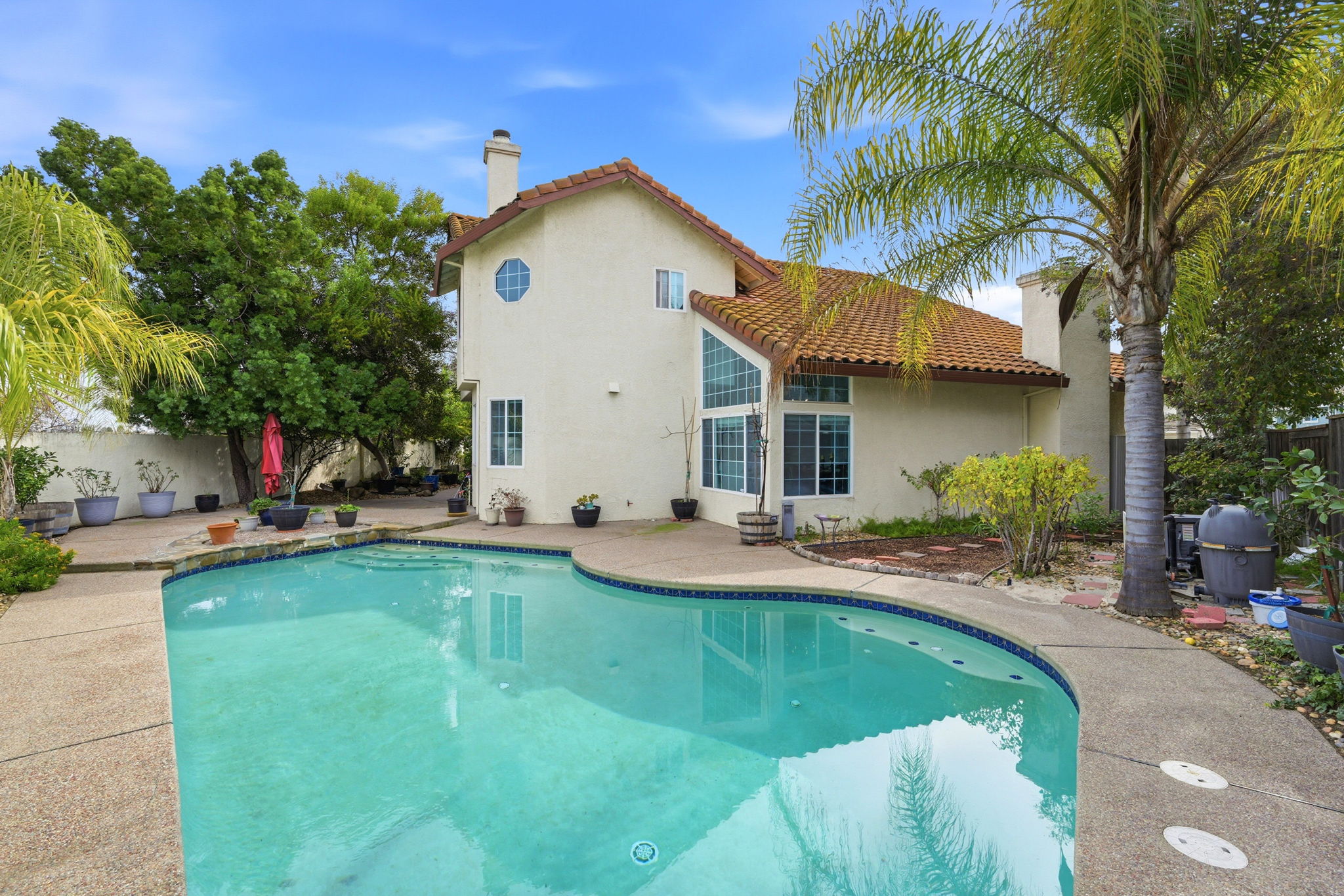 049_F8_4729 Matterhorn Ct