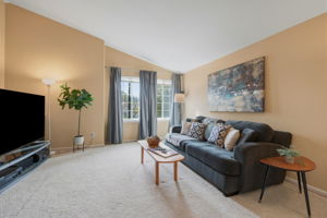 011_F8_4729 Matterhorn Ct