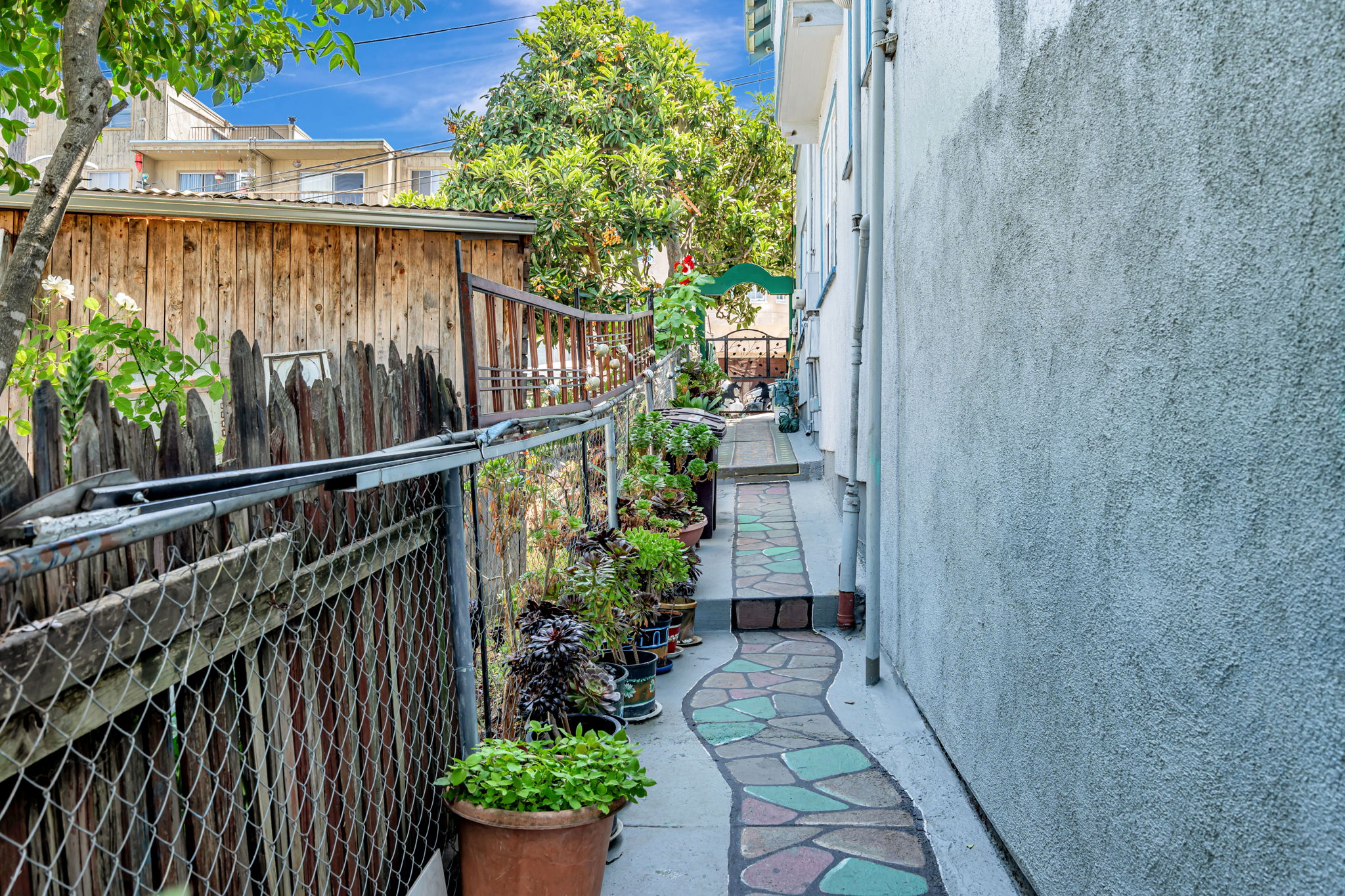 057_473 Newton Ave  Oakland