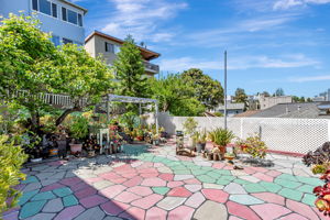 054_473 Newton Ave  Oakland