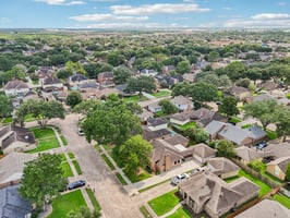 Pine Valley St-S0908-057.jpg